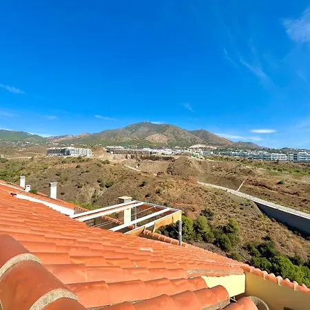 3 * Fuengirola
