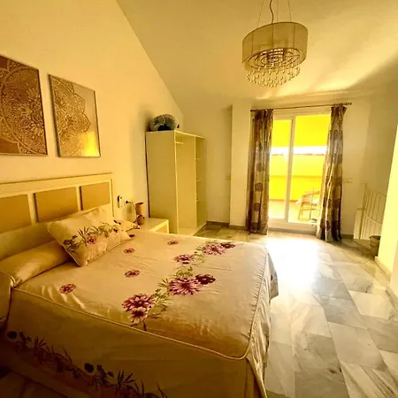 3 * Fuengirola
