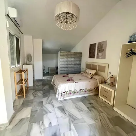 Apartment 3 *